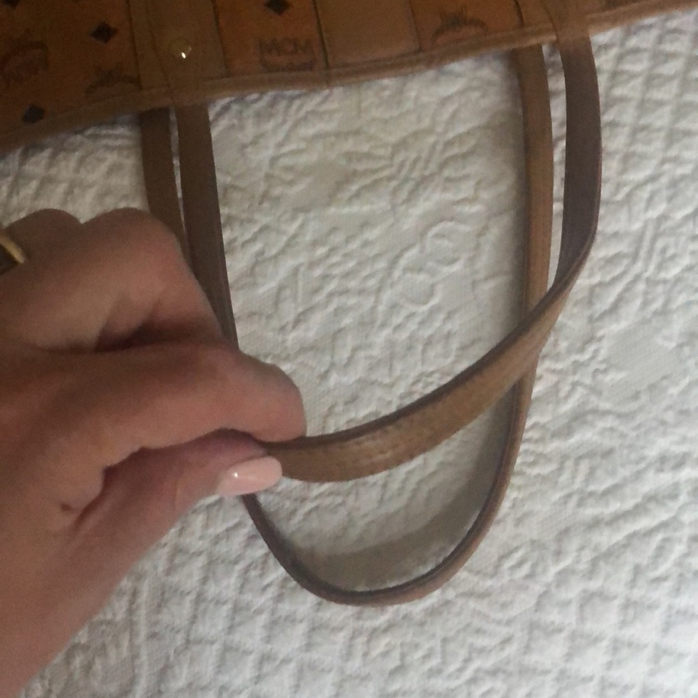 MCM large Shopper - Picture 7 of 7